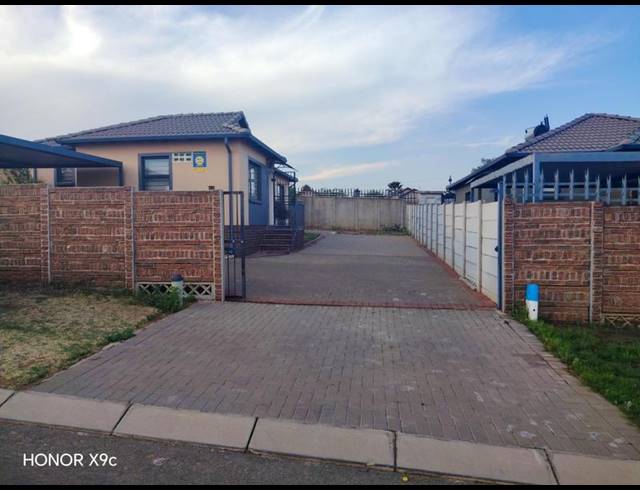 2 BEDROOM HOUSE FOR SALE IN MINDALORE